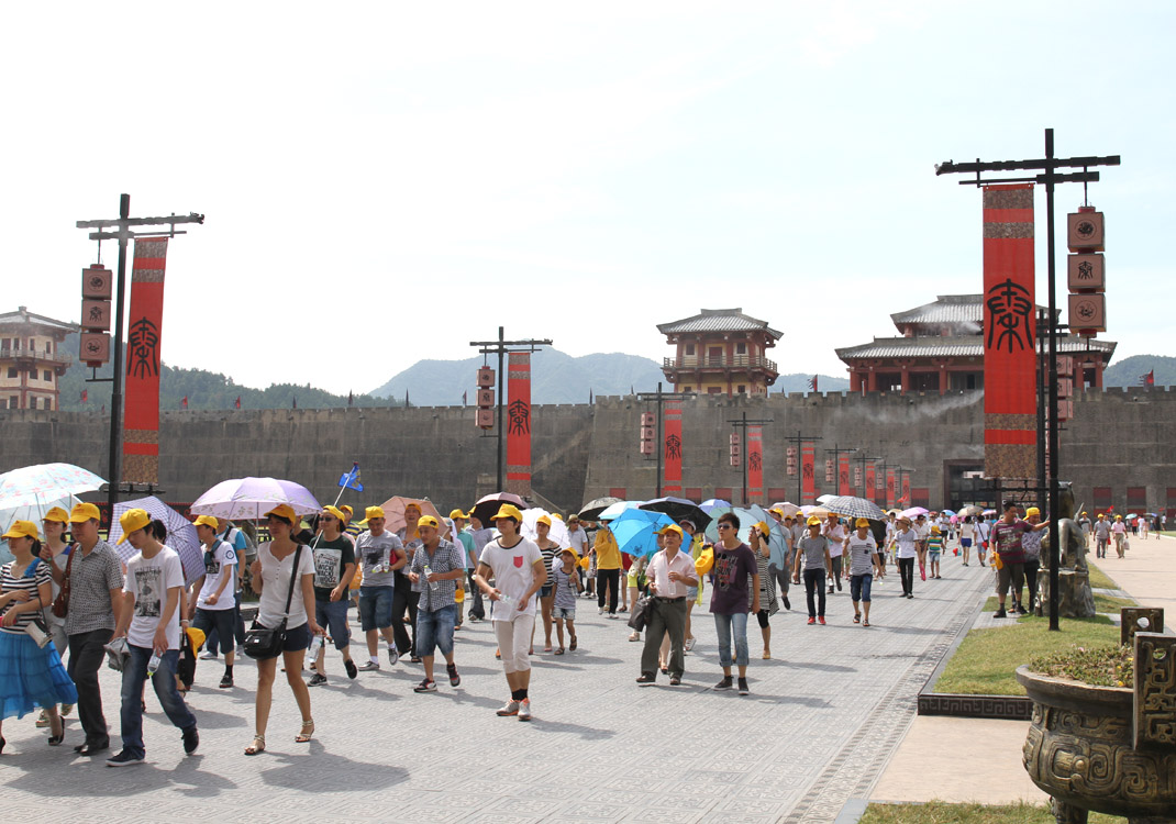 2013年科恩员工横店之旅